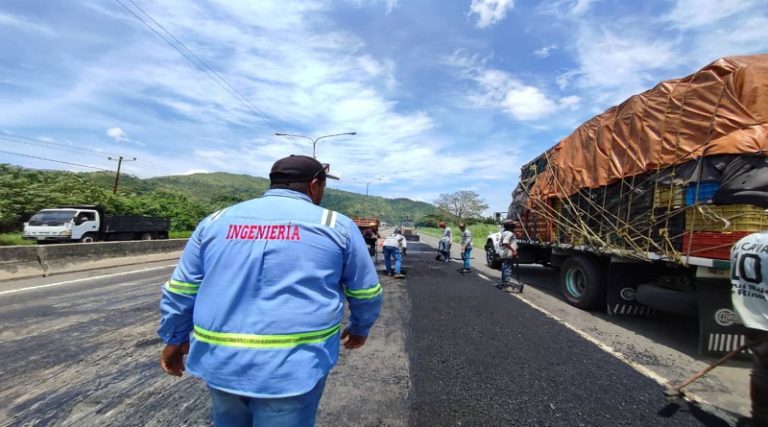 Anuncian cierre parcial del distribuidor San Diego