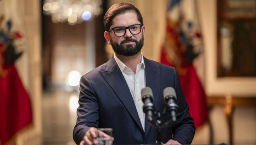 Boric presenta presupuesto 2024 con aumento en gasto público