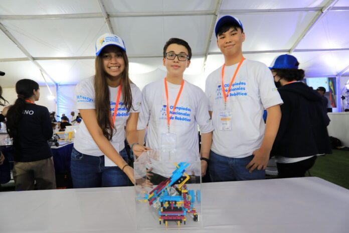 Venezuela contará con 3.000 módulos para promover el estudio de la robótica