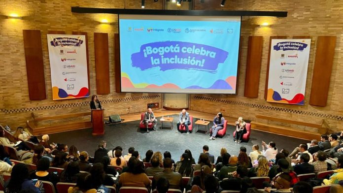 Gobierno de Bogotá lanza programa para atender migrantes