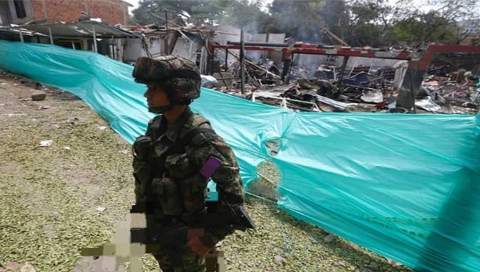 Petro atribuye atentado terrorista con coche bomba en Colombia a las disidencias de las FARC