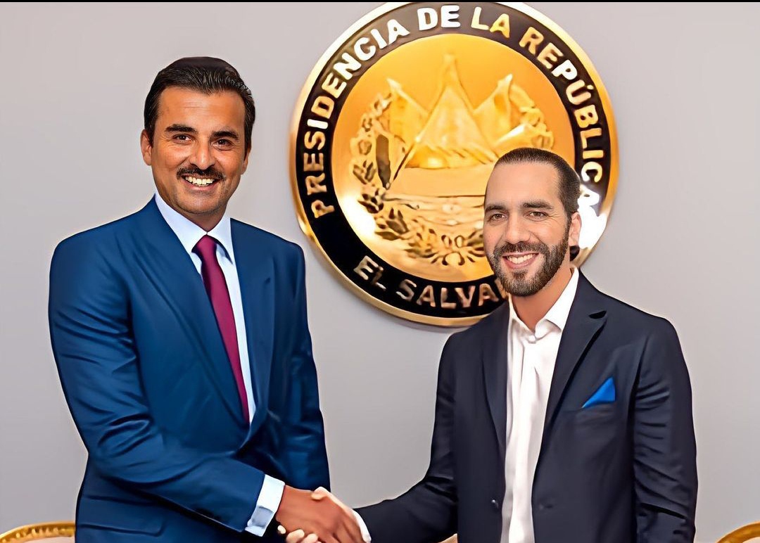 Bukele recibe al emir de Qatar; firman acuerdos de cooperación