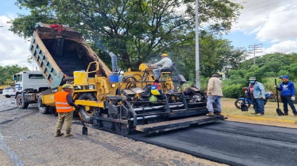 Inicia Plan de Asfaltado en el estado Bolívar