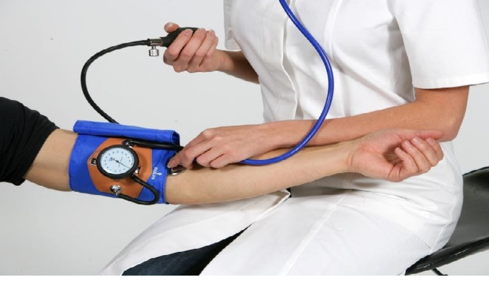 Tratamiento antihipertensivo continuado puede prevenir la demencia