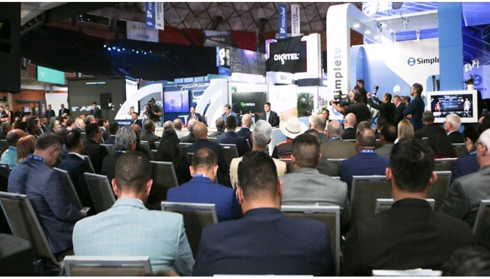 Alianzas entre las empresas públicas y privadas es un gran logro de la Fitelven