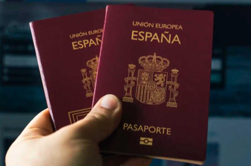 Nueva iniciativa del Gobierno español permite a los indocumentados tener una residencia temporal