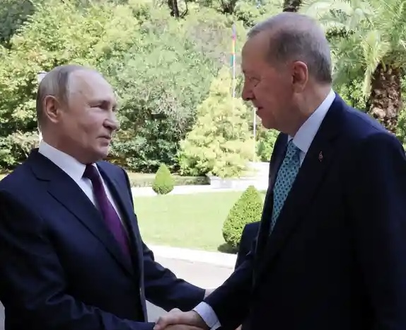 Erdogan busca con Putin un anuncio «importante» sobre granos