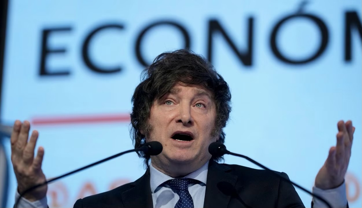 Javier Milei es el candidato facorito para las proximas elecciones argentinas, según encuesta