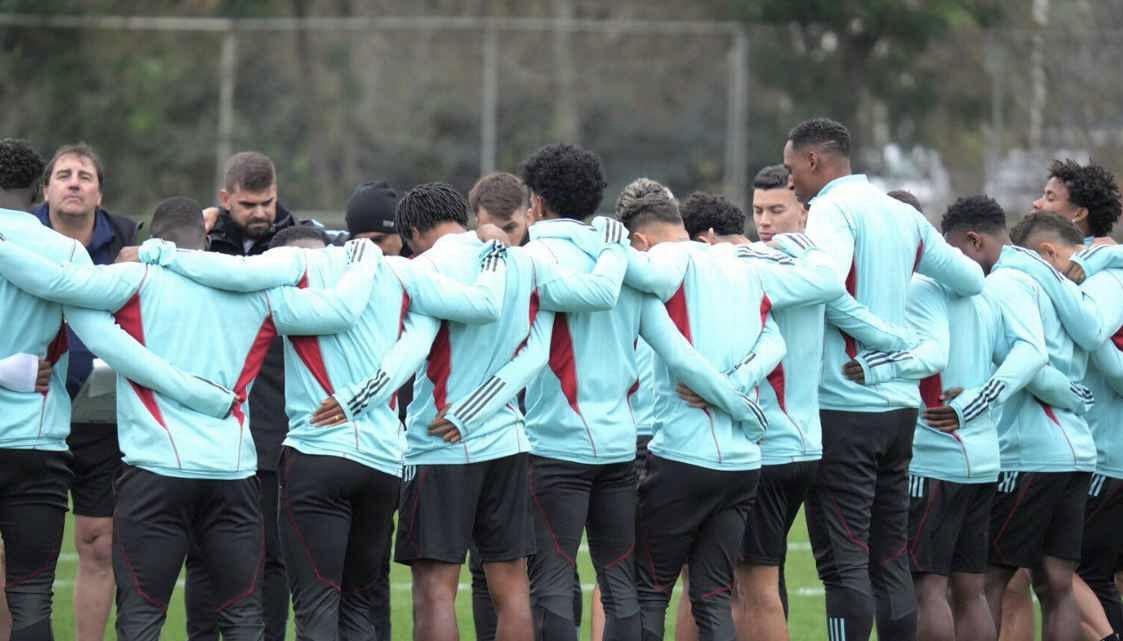Colombia se quejó ante FIFA y CONMEBOL por el estado del campo del Monumental de Chile