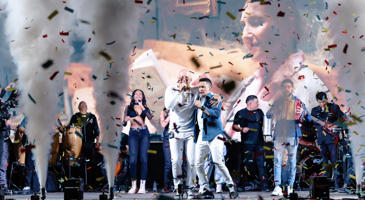 El Potro Álvarez y Jorge Celedón se juntan en el nuevo éxito del venezolano “100 años más”