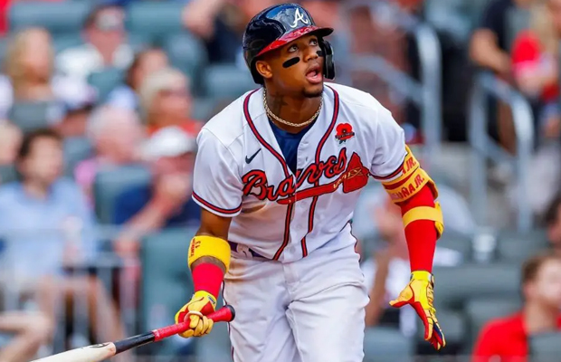 Ronald Acuña Jr. está a punto de entrar al club 40/40