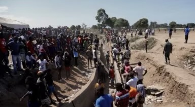 Presidente dominicano defiende su decisión de cerrar las fronteras con Haití