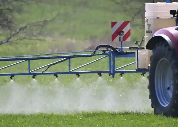 Comisión Europea quiere renovar autorización del glifosato