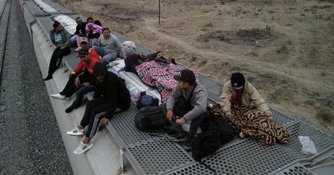 México: suspenden operación de trenes usados por migrantes