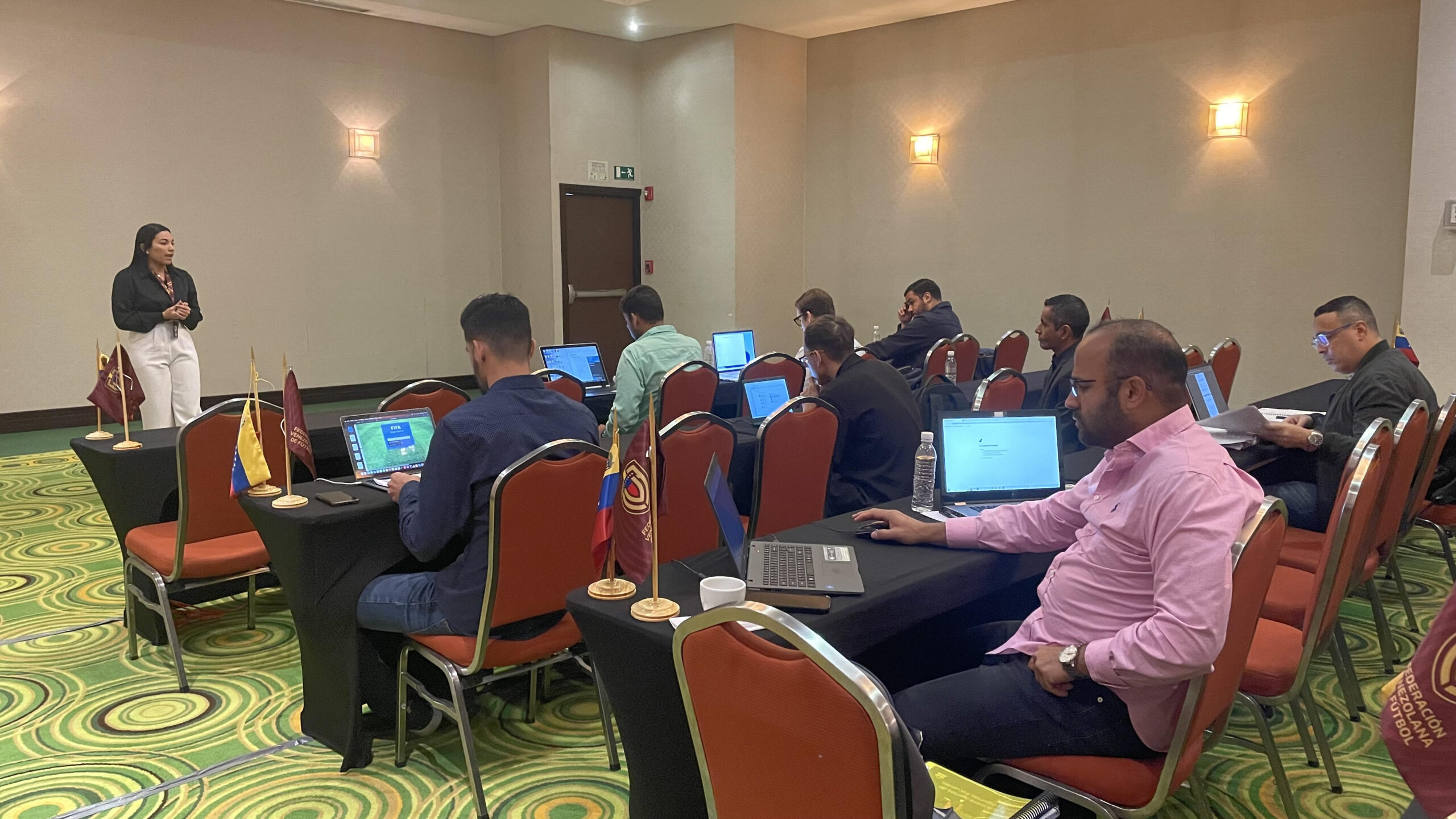 FIFA aplicó el segundo examen para agentes de fútbol en Venezuela