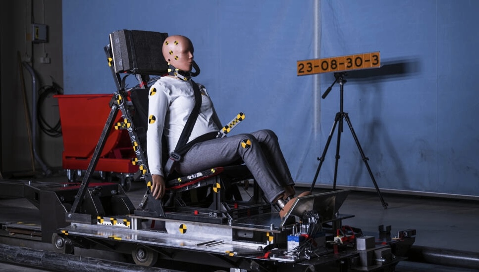 Una ingeniera sueca diseña el primer maniquí femenino para pruebas de choque de vehículos