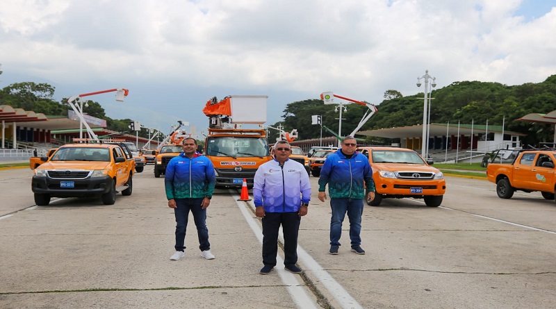 Incorporan vehículos recuperados al servicio de Corpoelec