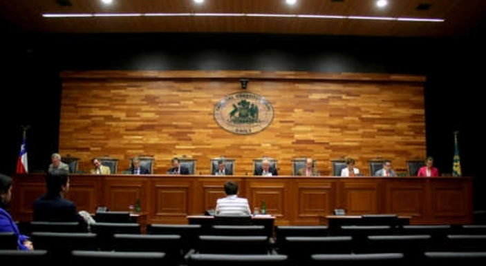 Tensos desacuerdos, apatía y rechazo mayoritario: así avanza el proceso constitucional en Chile