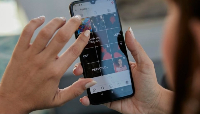 Periódico de 1953 predijo cómo serían los teléfonos del futuro