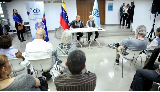 Fiscal Tarek William Saab recibió un documento que rechaza mensajes denigrantes en el reggaetón