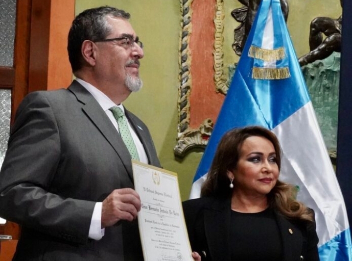 Bernardo Arévalo recibió credenciales como nuevo presidente de Guatemala