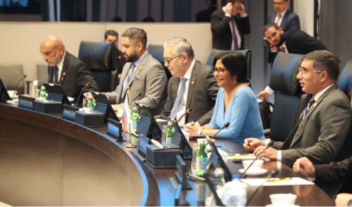 Venezuela y China revisan acuerdos de cooperación e impulsan alianzas