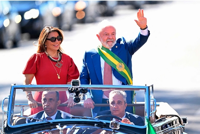 Lula llama a la ‘unión’ en desfile militar por Independencia de Brasil