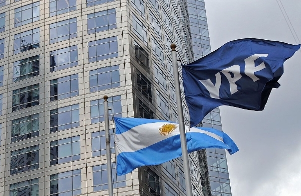Fallo catastrófico por YPF: Argentina deberá pagar US$ 16.000 millones por la expropiación