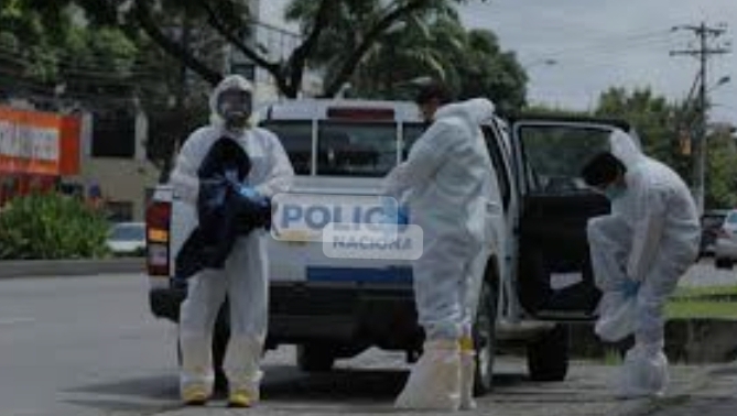 Coches bomba y balacera a casas: ataques simultáneos aterrorizan a la ciudad ecuatoriana de Machala