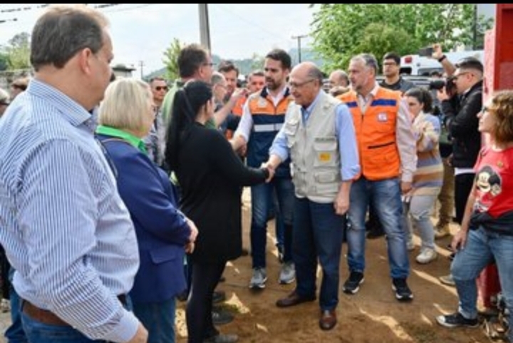 Gobierno de Brasil entrega fondos para reconstrucción en Rio Grande do Sul