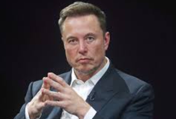 Musk responde a las acusaciones de «traición» por no ayudar a los ataques de drones contra Crimea