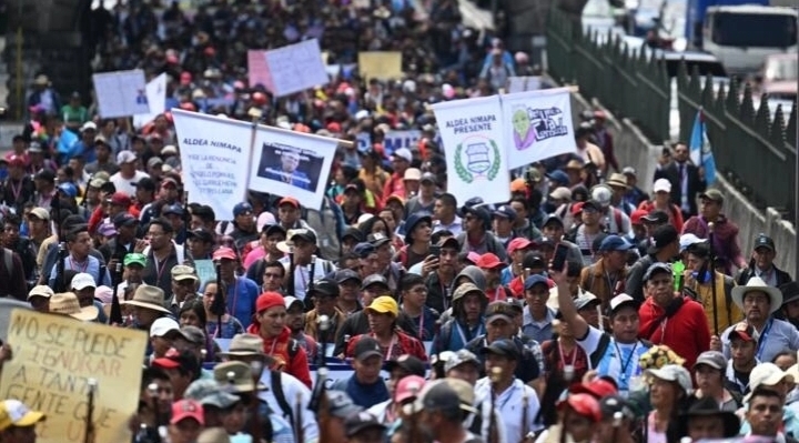 Arévalo pide a la justicia destituir a fiscal por or- questar «golpe» en Guatemala