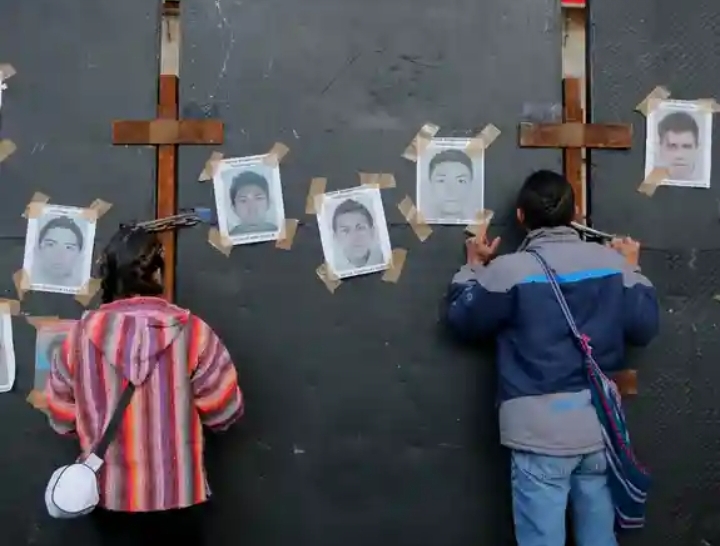 AMLO dice que México tiene las grabaciones sobre Ayotzinapa