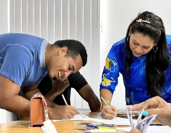 Plan de Becas del gobernador Morel Rodríguez impulsa estudios universitarios de jóvenes neoespartanos