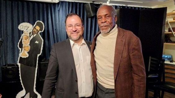 Canciller Yván Gil sostuvo encuentro con el actor Danny Glover en Nueva York