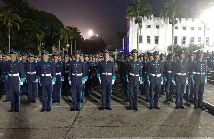 Presidente conmemora 213 aniversario de la Academia Militar