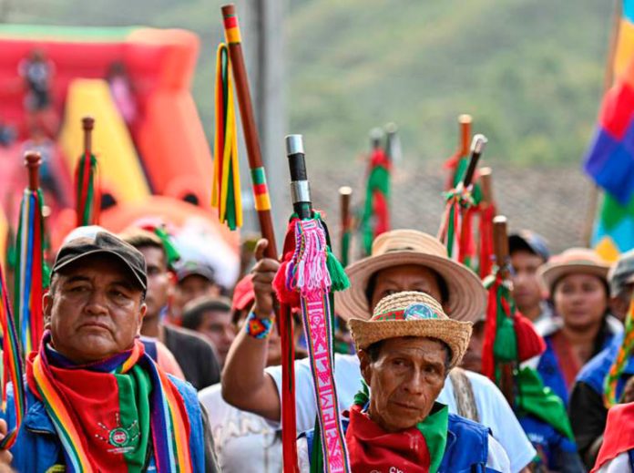 Organizaciones indígenas de Colombia se movilizan contra la violencia