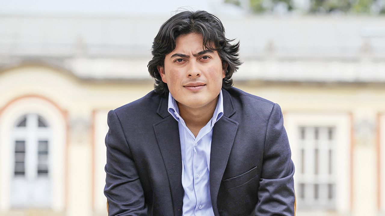 Hijo de Petro irá a juicio por presunto enriquecimiento ilícito y lavado de activos