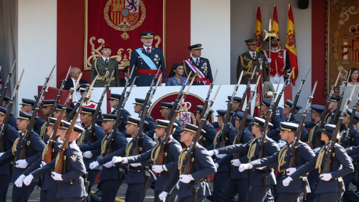 España celebra su Fiesta Nacional pendiente de nuevo Gobierno