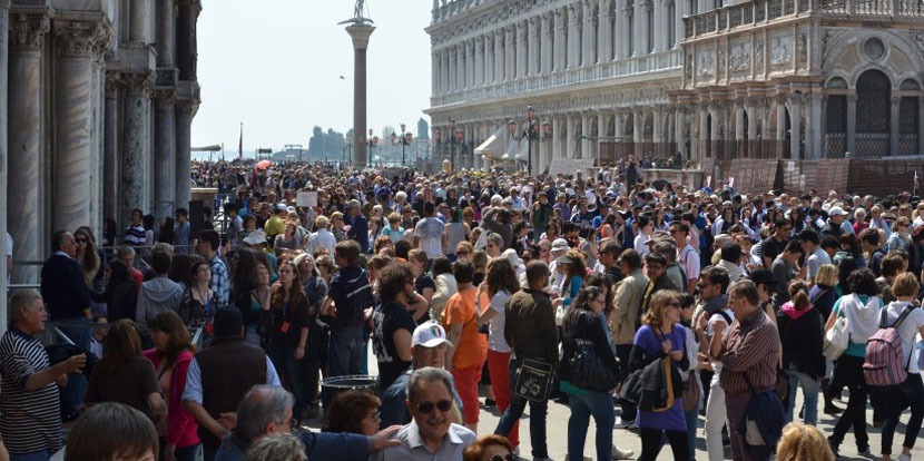 Venecia anunció que cobrará entrada a turistas desde 2024
