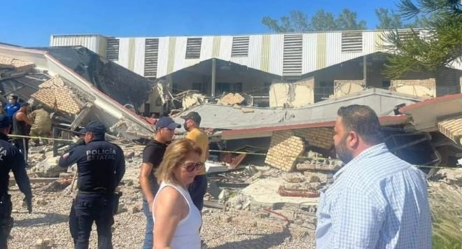 Mueren feligreses tras la caída del techo de una iglesia en México (+ Video)