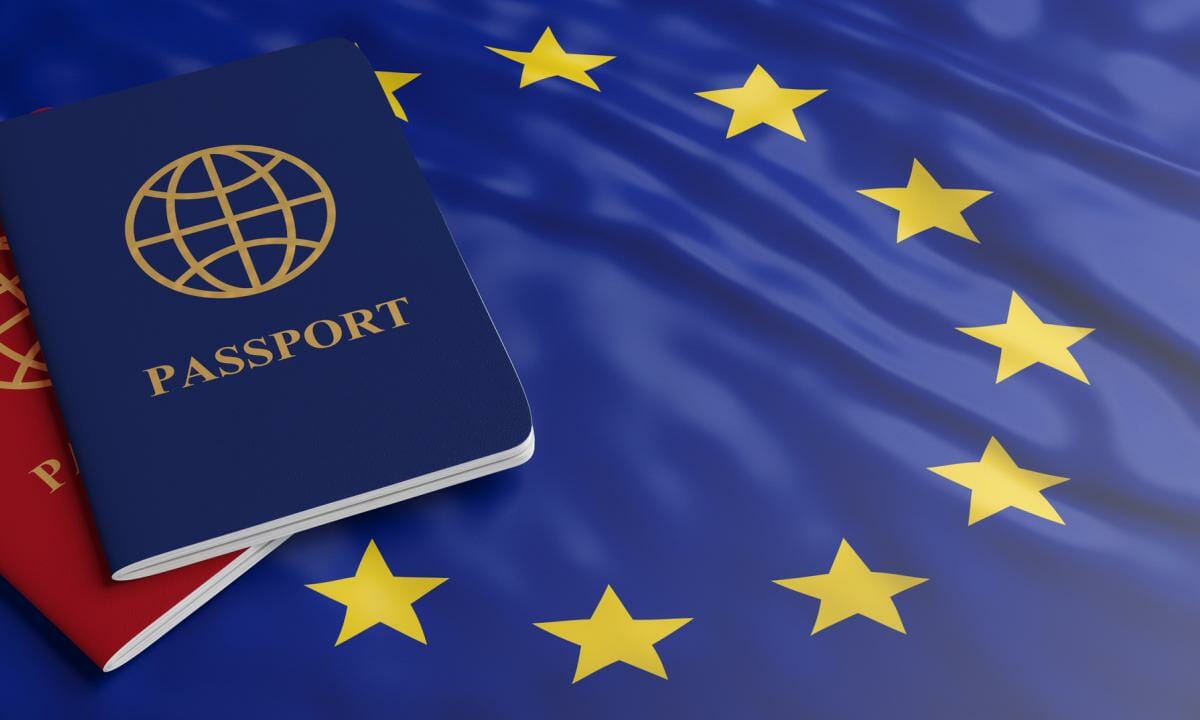 Así puedes obtener un pasaporte de la Unión Europea siendo latinoamericano