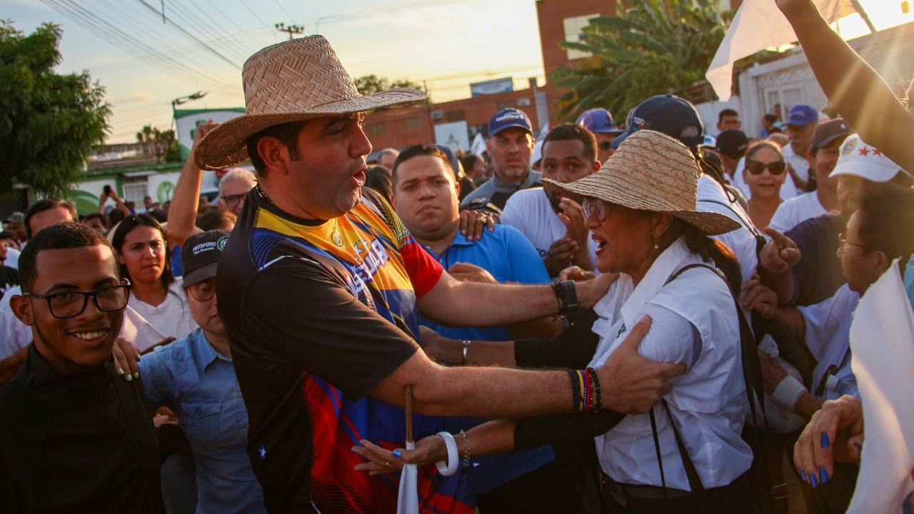 Carlos Prosperi ratifica que se mantiene en las primarias: «Mano segura no se tranca, sigo adelante con mi candidatura»