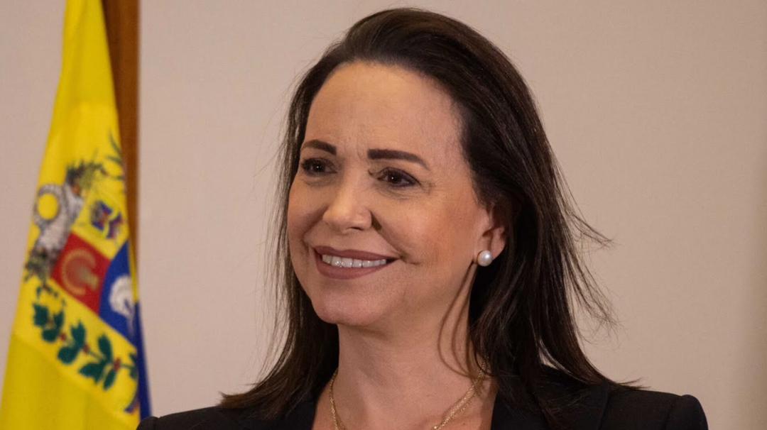 Maria Corina Machado tendría 14% de ventaja sobre Carlos Prosperi en los resultados de las primarias según encuestas (+ Detalles)