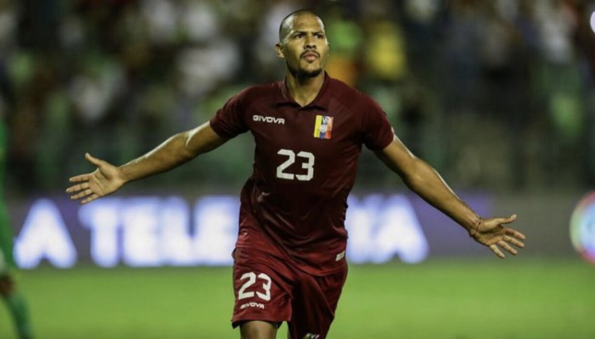 Salomón Rondón igualó a Juan Arango como máximo goleador de la Vinotinto