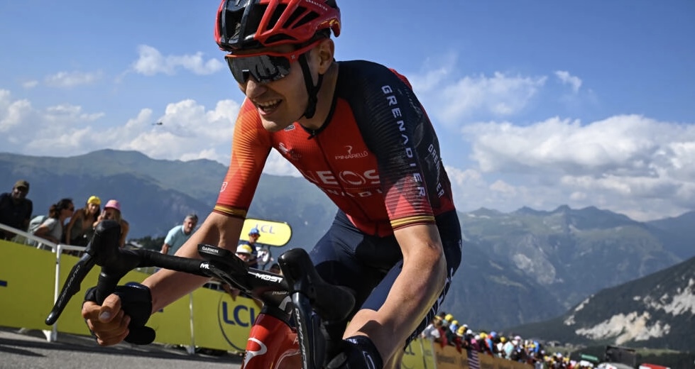 Ineos renueva al prometedor ciclista español Carlos Rodríguez