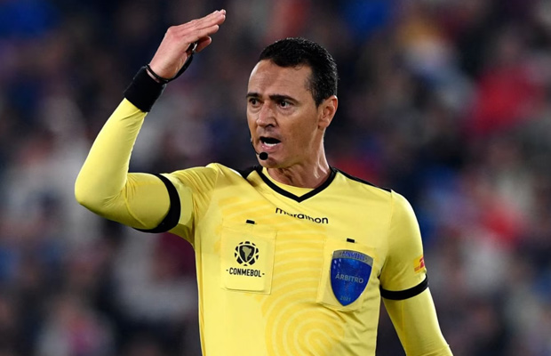 Wilmar Roldán pitará la final de la Copa Libertadores 2023