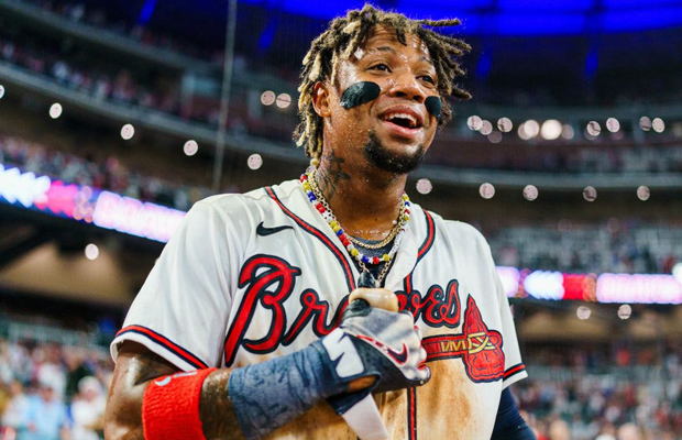 Ronald Acuña Jr. se llevó su tercer Premio Luis Aparicio