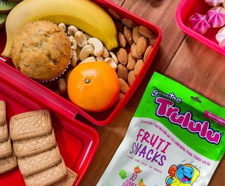 Instan a sacar golosinas de loncheras escolares