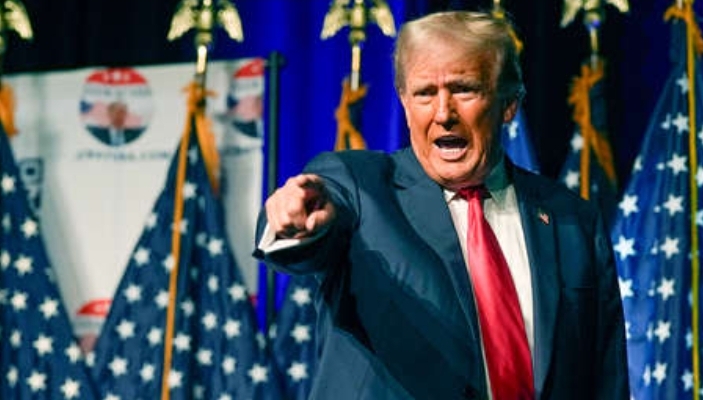 Trump exige disculpas a Forbes por eliminarlo de nuevo de la lista de los estadounidenses más ricos